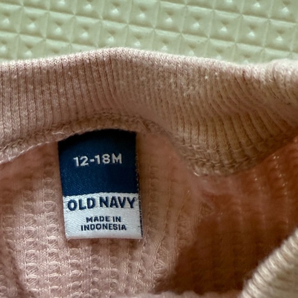 Old Navy|Baby girl Soft Pink waffle knit Bodysuit sweater,12-18 months•••Boho - Picture 3 of 4